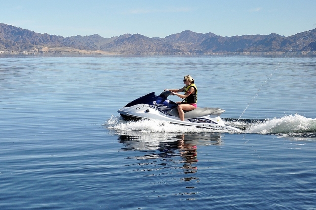 Conoce todo desde tu moto de agua